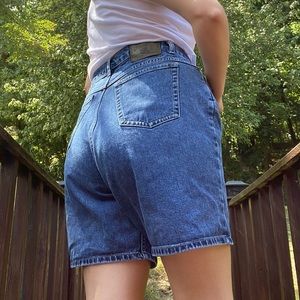 Vintage Mom Shorts
